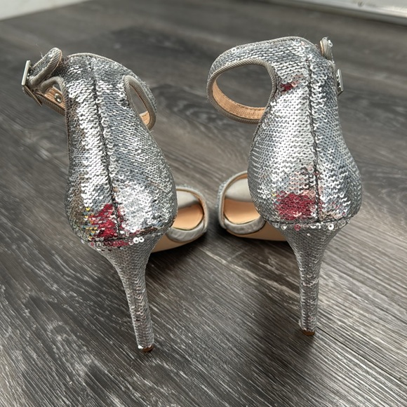 Badgley Mischka Jewel Lorena Heels - Picture 4 of 7